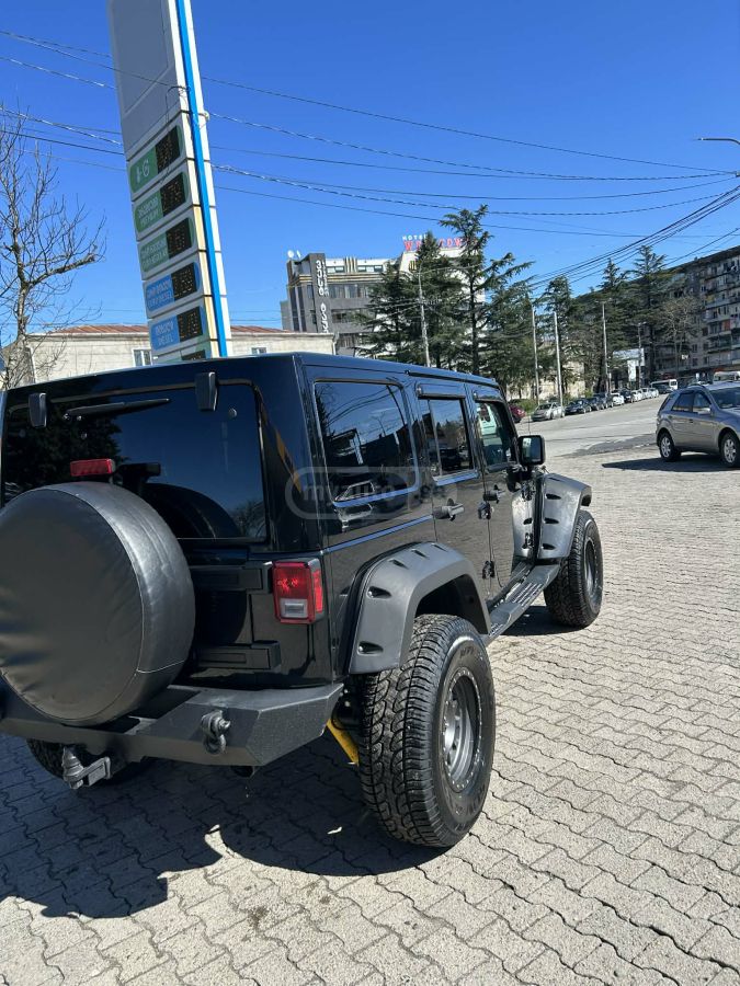 Jeep Wrangler - фото 11