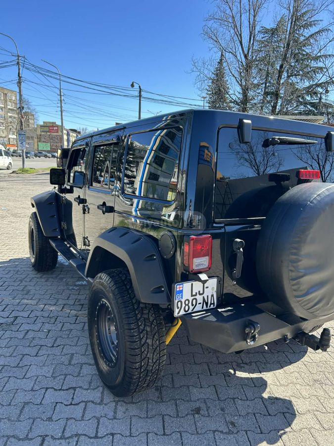 Jeep Wrangler - фото 3
