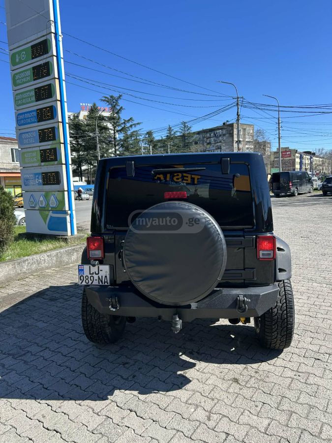 Jeep Wrangler - фото 4