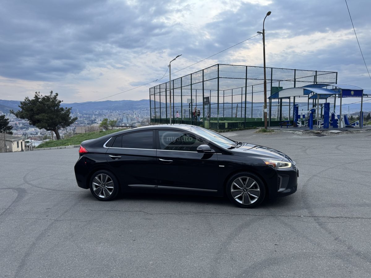 Hyundai Ioniq - фото 2