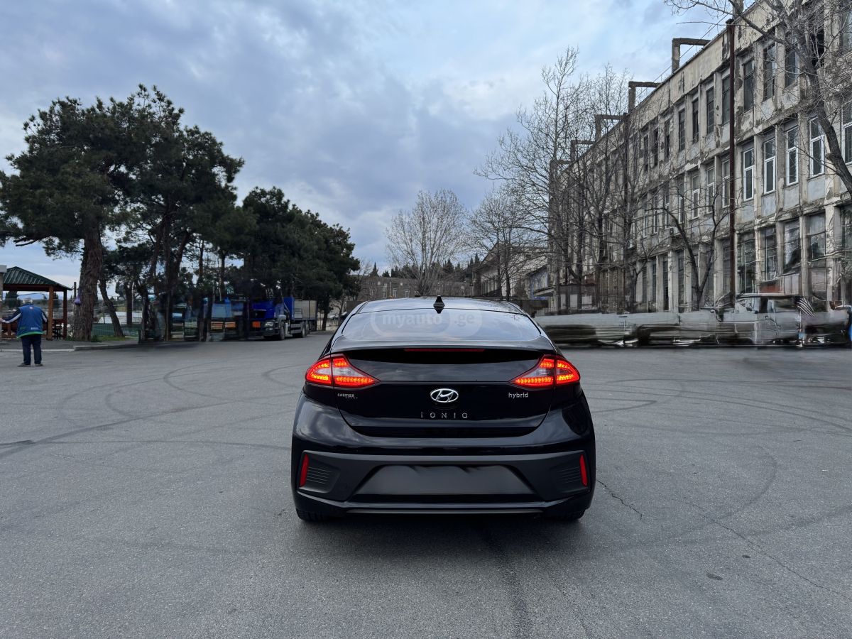 Hyundai Ioniq - фото 3