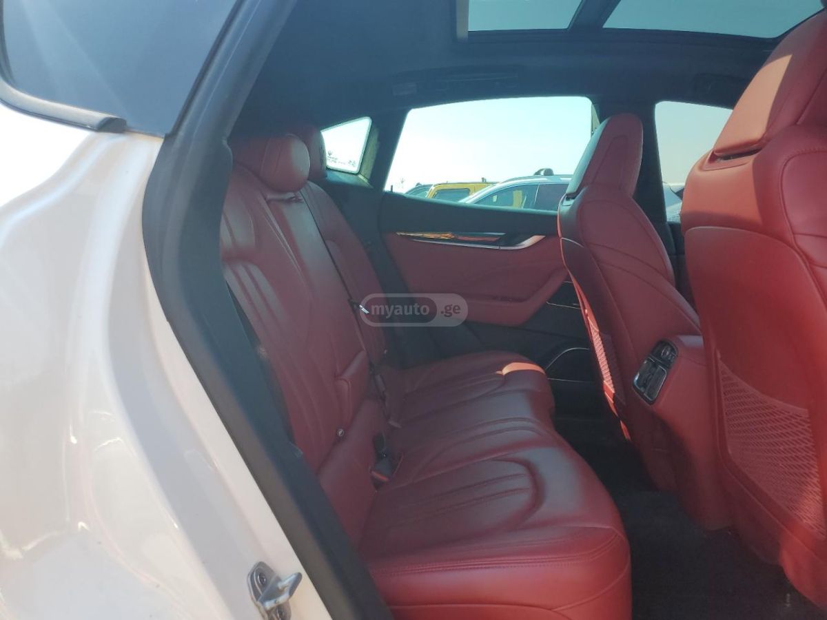 Maserati Levante MODENA 2022 — миниатюра 10