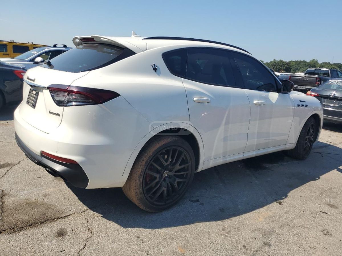 Maserati Levante MODENA 2022 — миниатюра 3