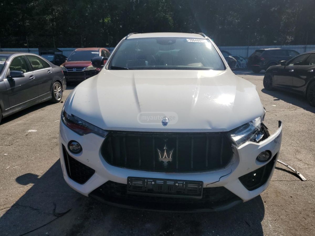 Maserati Levante MODENA 2022 — миниатюра 5