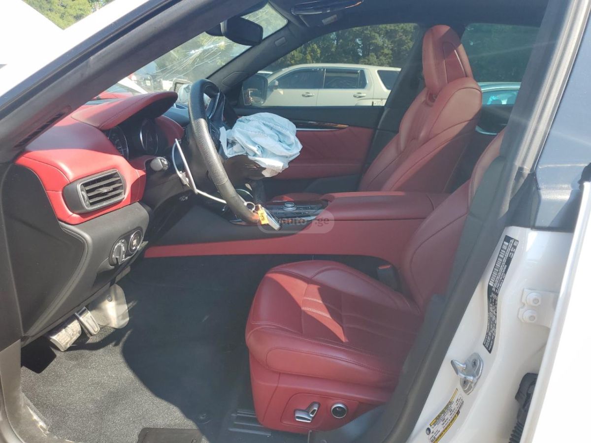 Maserati Levante MODENA 2022 — миниатюра 7