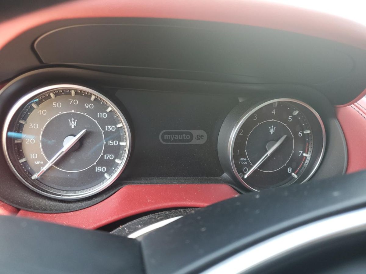 Maserati Levante MODENA 2022 — миниатюра 9