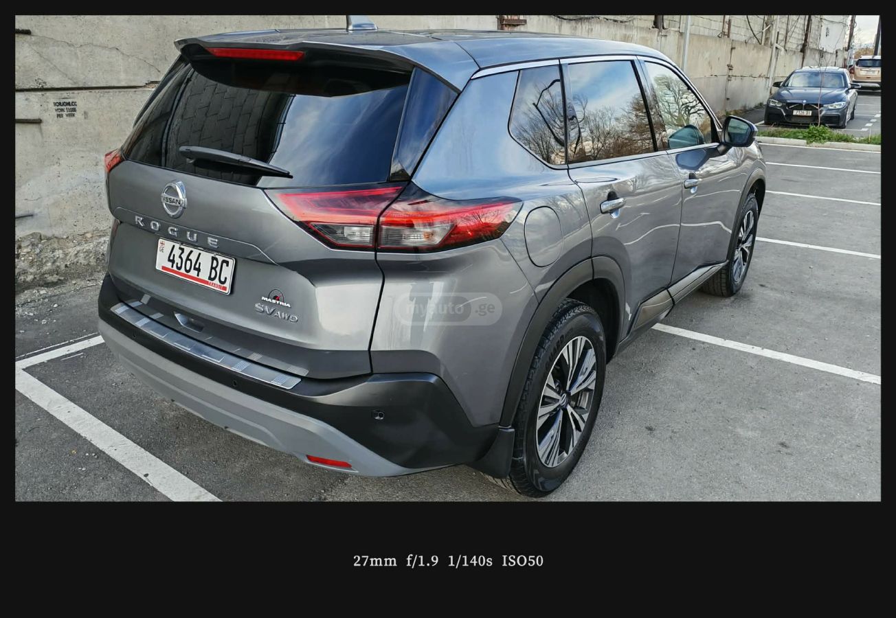 Nissan SV 4dr All-Wheel Drive CVT — миниатюра 13