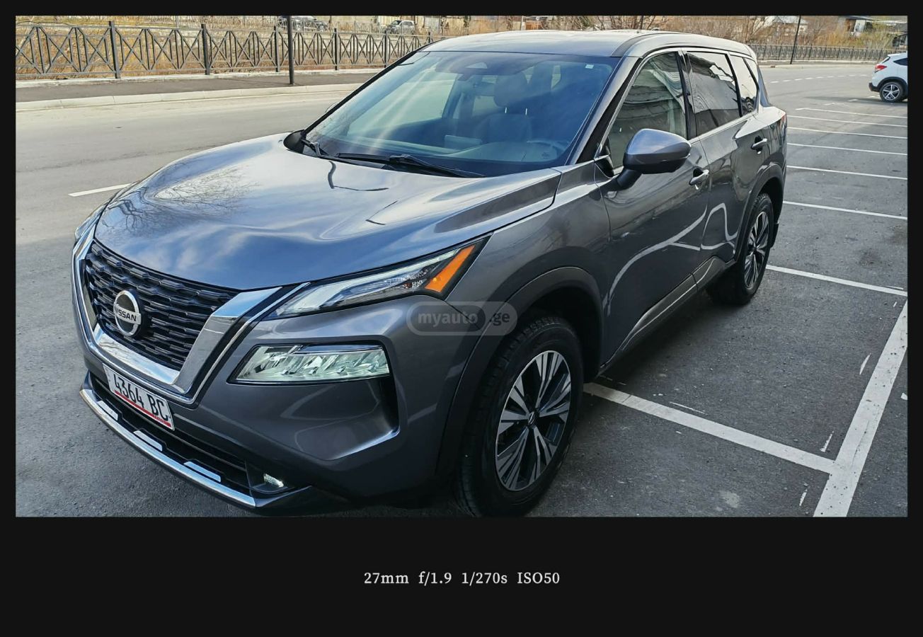 Nissan SV 4dr All-Wheel Drive CVT — миниатюра 9