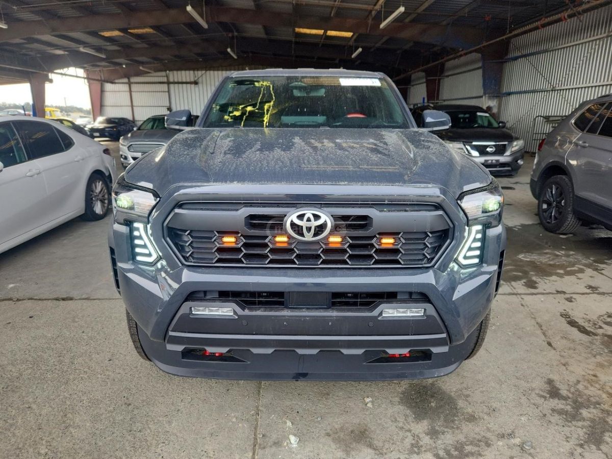 Toyota Tacoma - фото 5