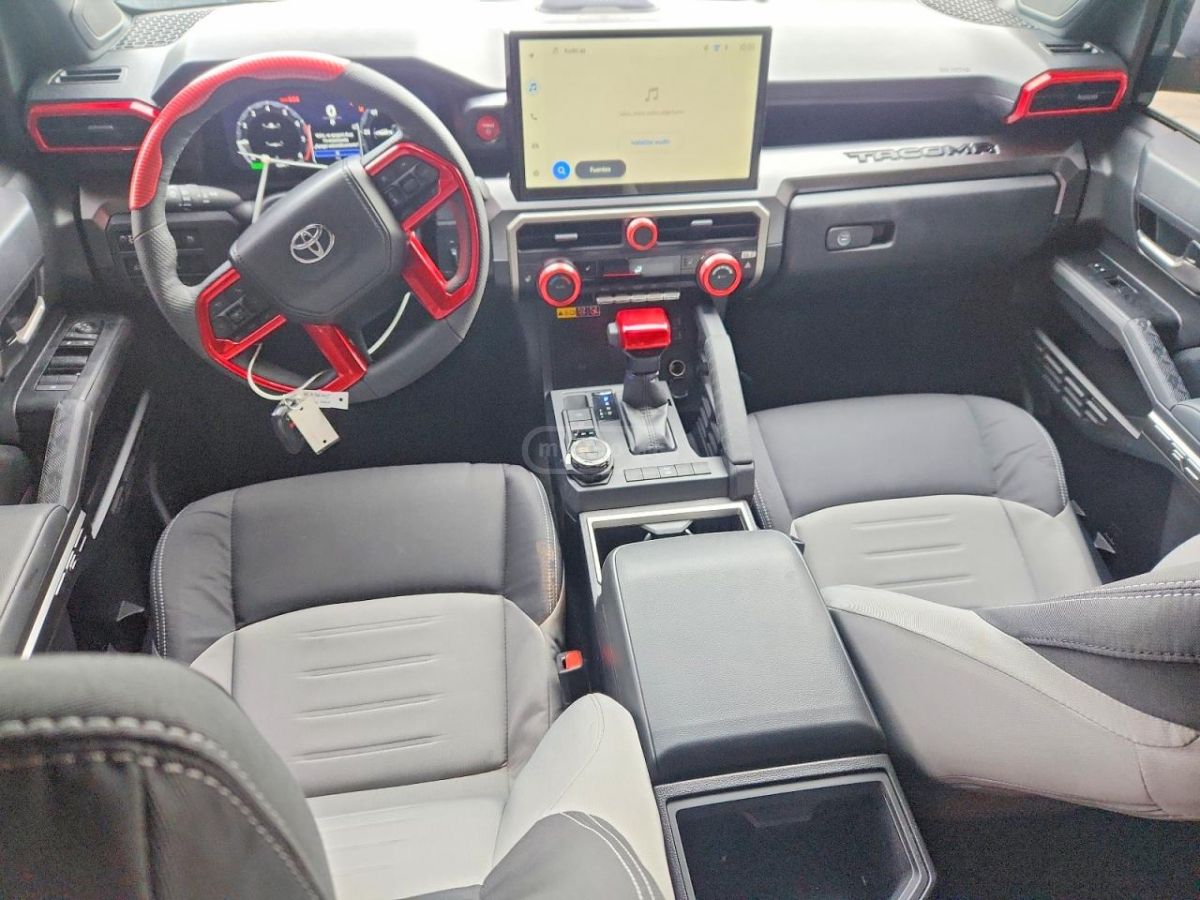 Toyota Tacoma - фото 8