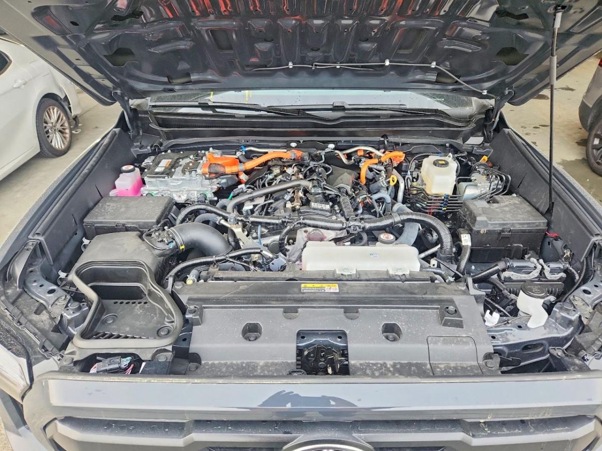 Toyota Tacoma - фото 9