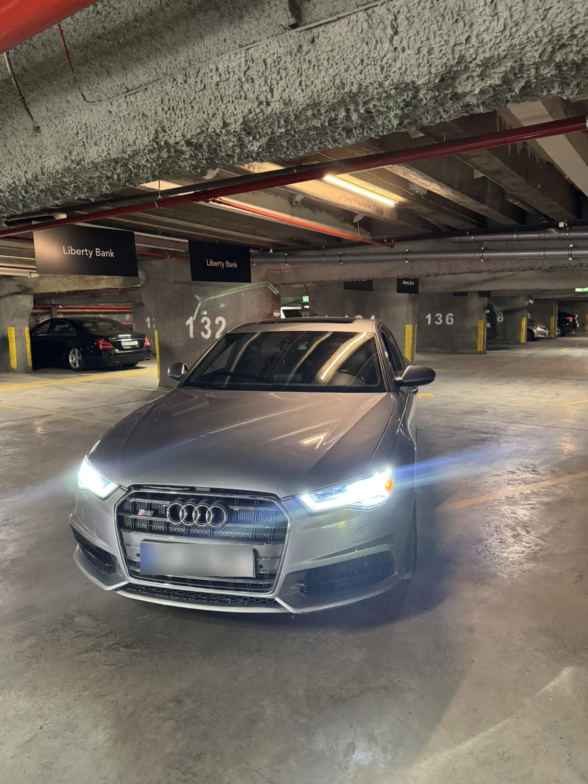 Audi A6 - фото 2