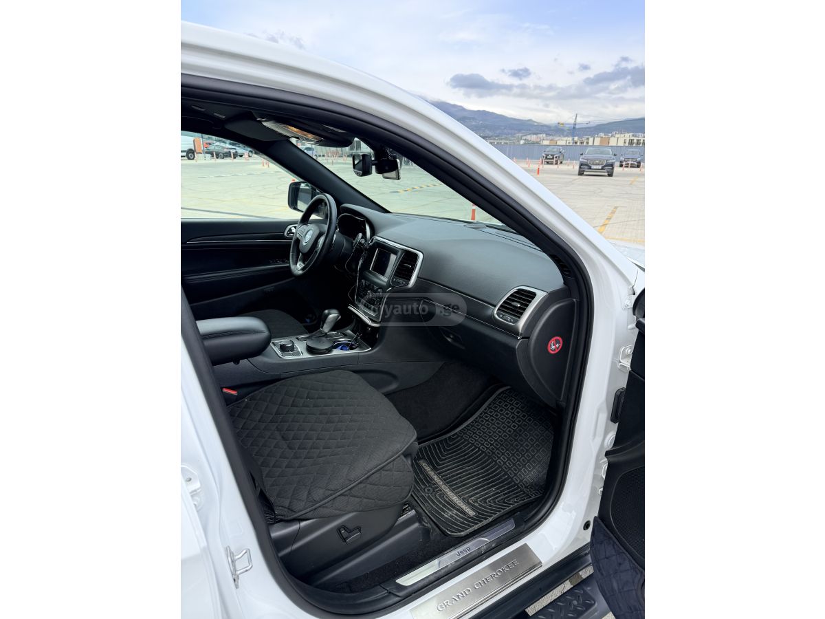 Jeep Grand Cherokee - фото 5