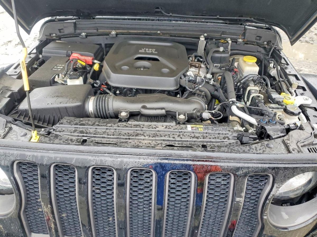 Jeep Wrangler - фото 11