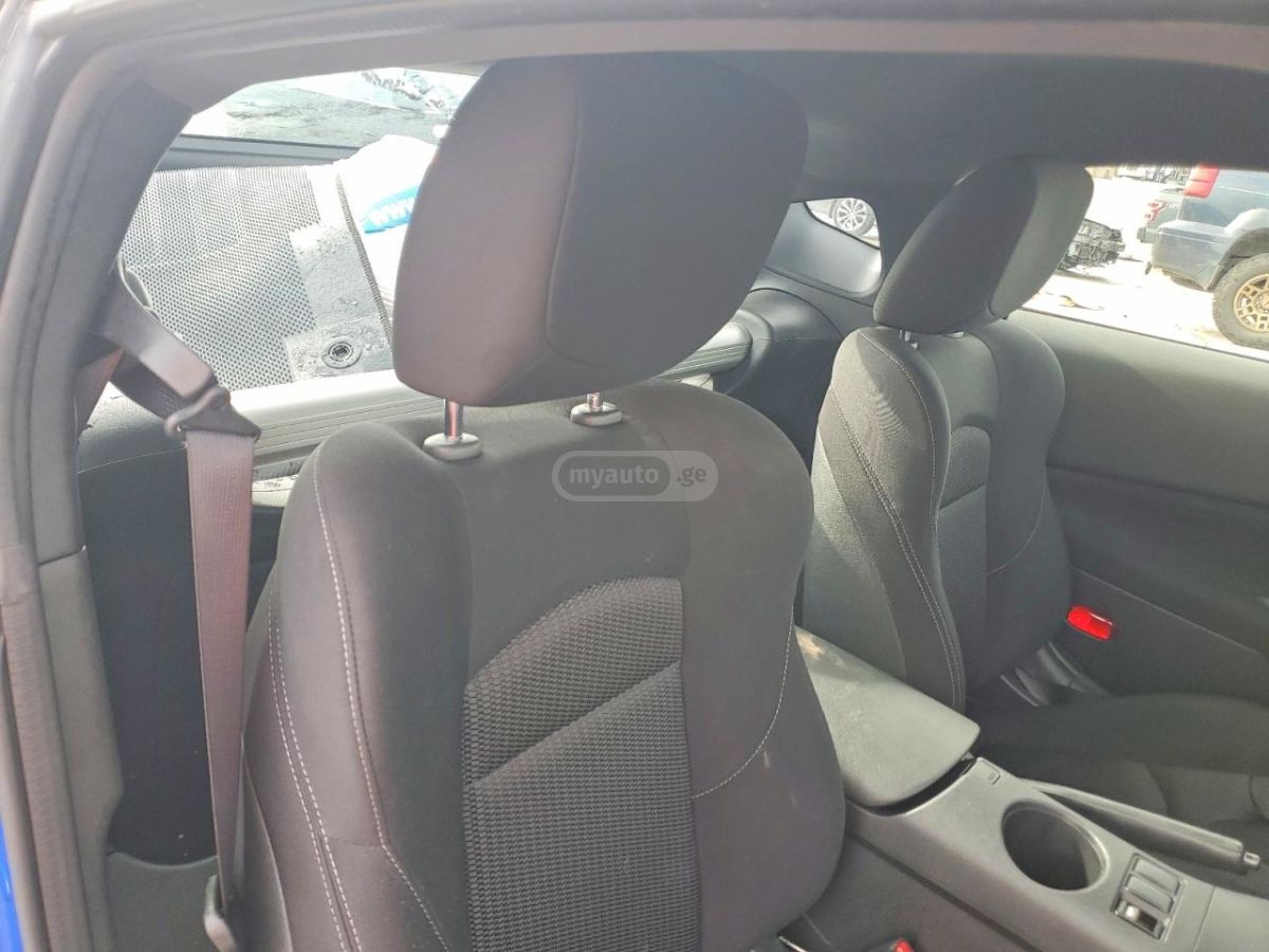 Nissan 370 Z 2025 — миниатюра 10