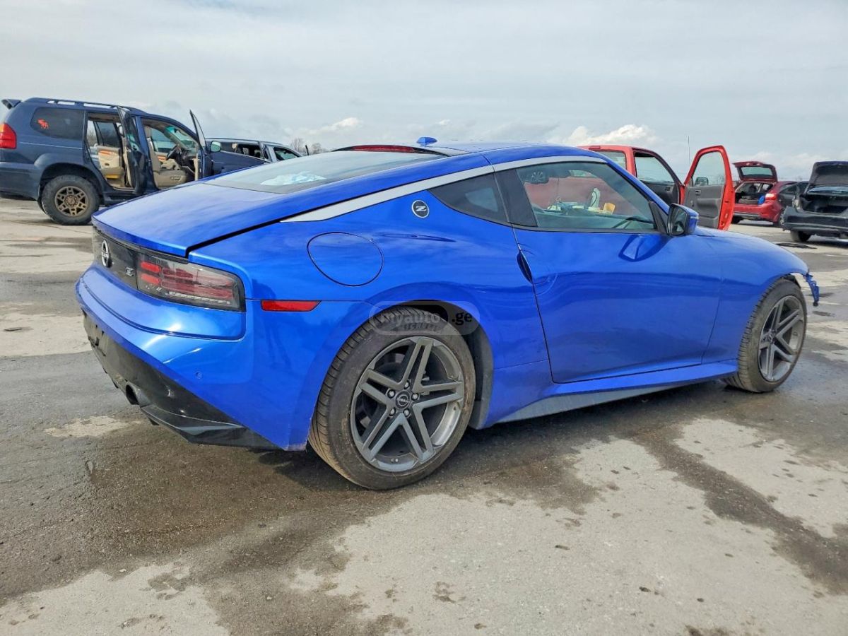 Nissan 370 Z 2025 — миниатюра 3
