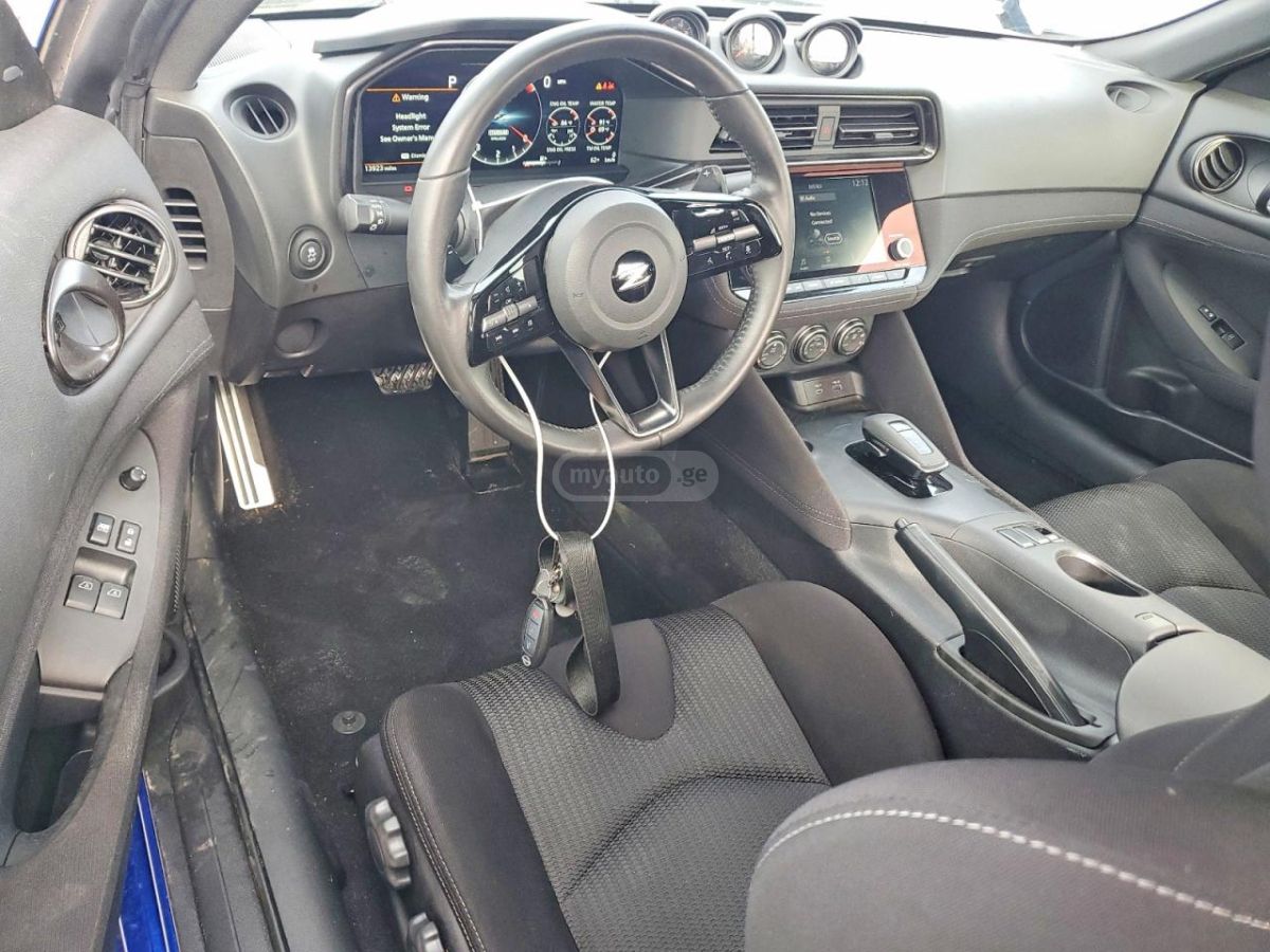 Nissan 370 Z 2025 — миниатюра 8