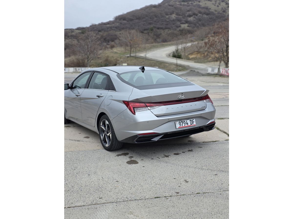 Hyundai Limited 4dr Sedan CVT — миниатюра 4