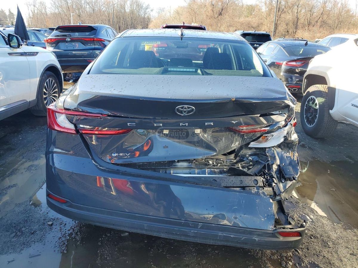 Toyota LE — миниатюра 5