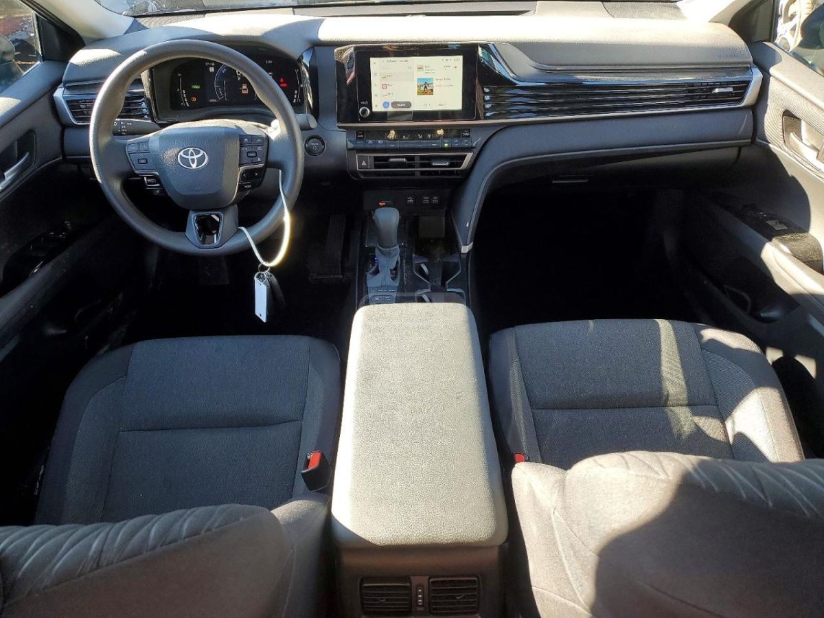 Toyota LE — миниатюра 7