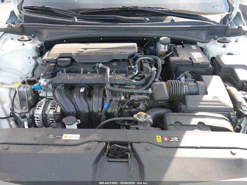 Hyundai Elantra 2025 — миниатюра 9