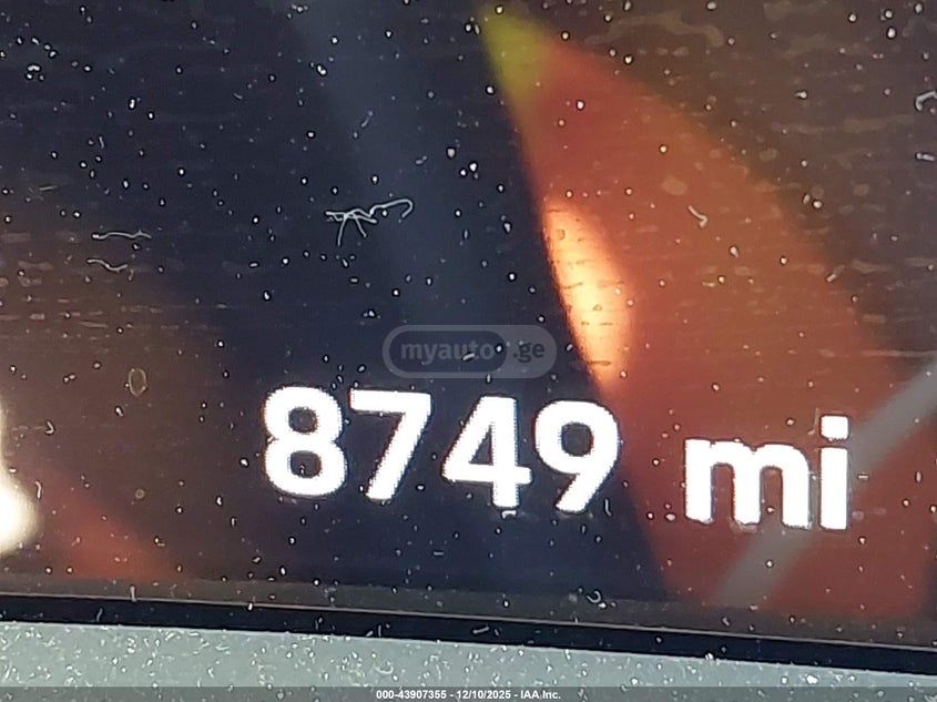 Porsche Taycan 4 S 2025 — миниатюра 13