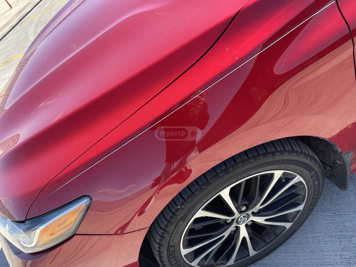 Toyota Camry - фото 7