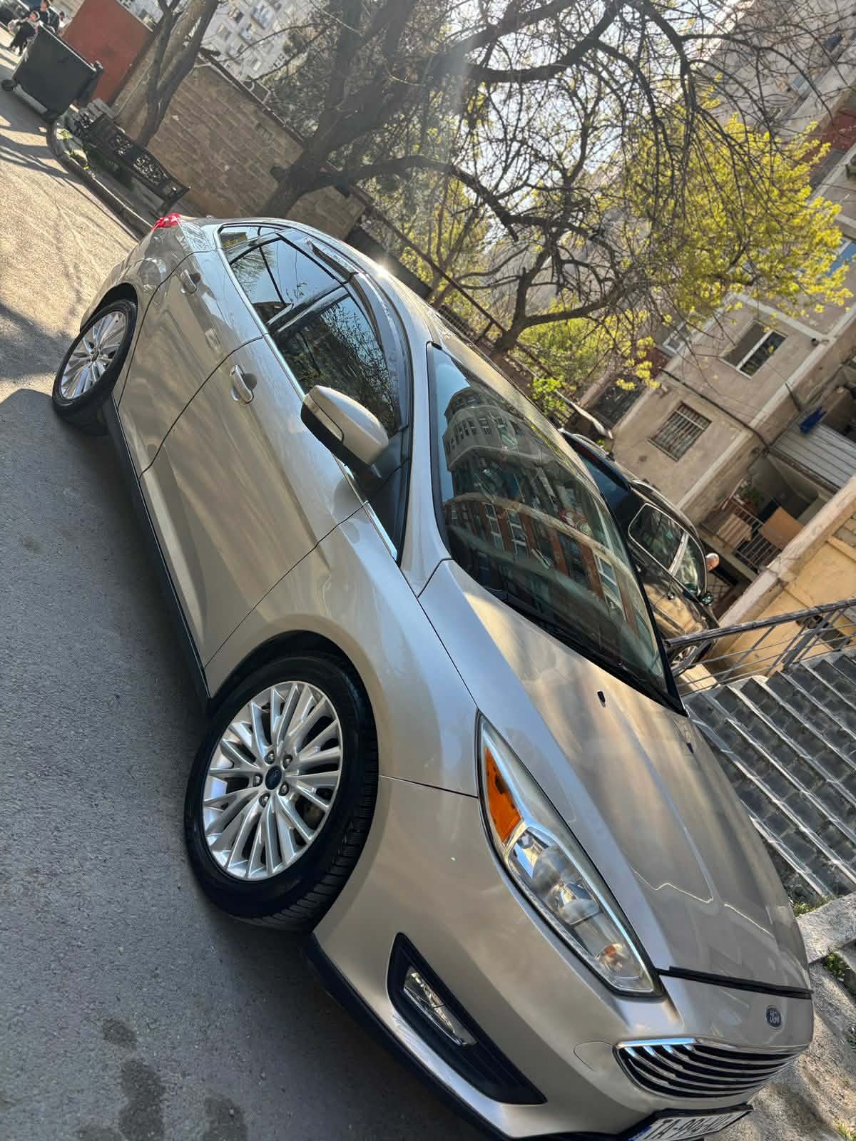 Ford Focus - фото 2