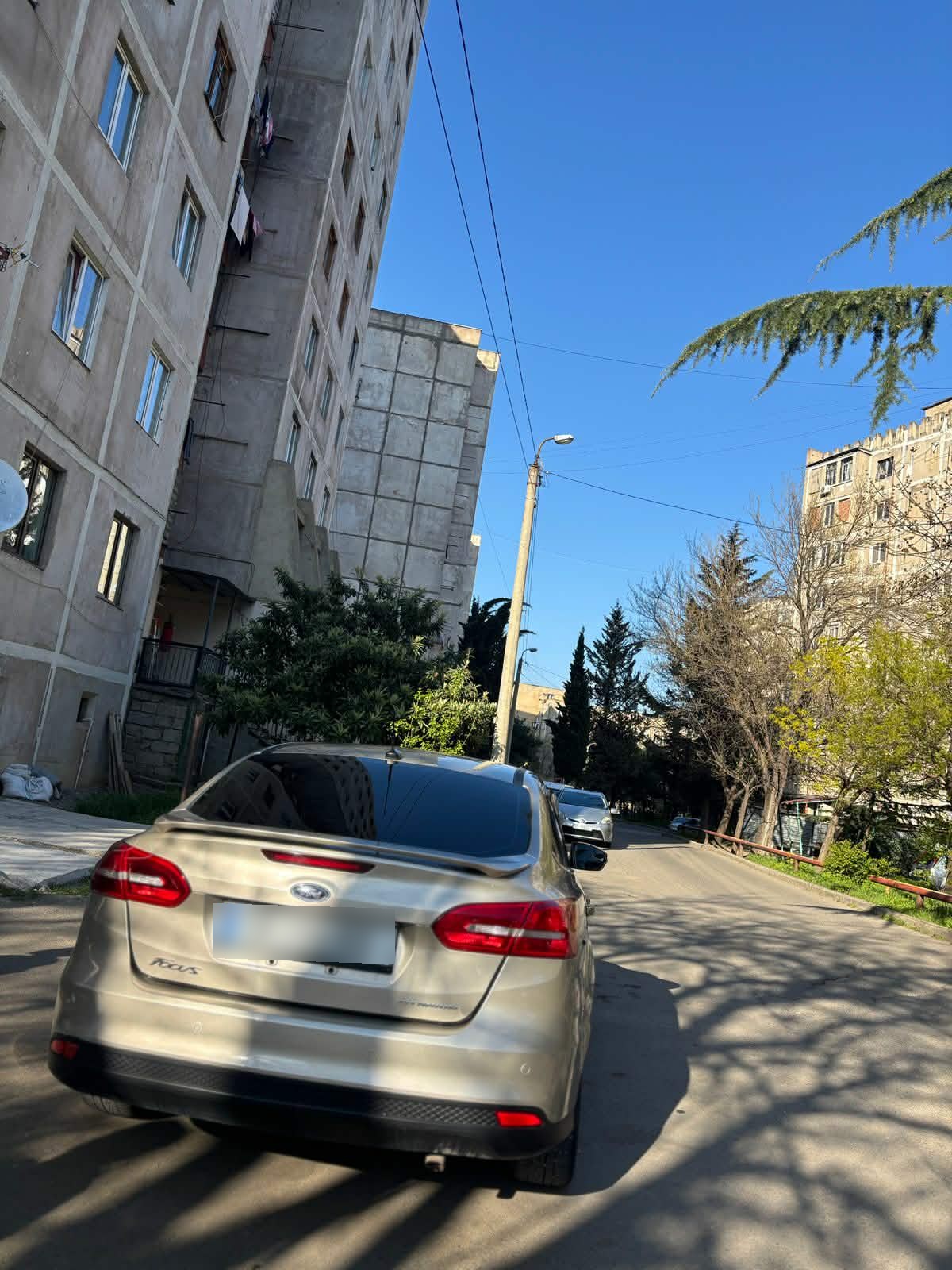 Ford Focus - фото 5