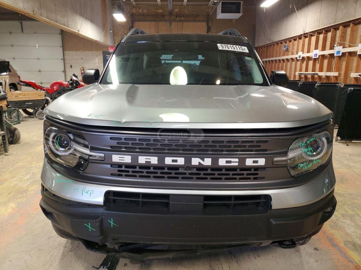 Ford Bronco Sport Badlands 4dr 4x4 Automatic 2023 — миниатюра 5