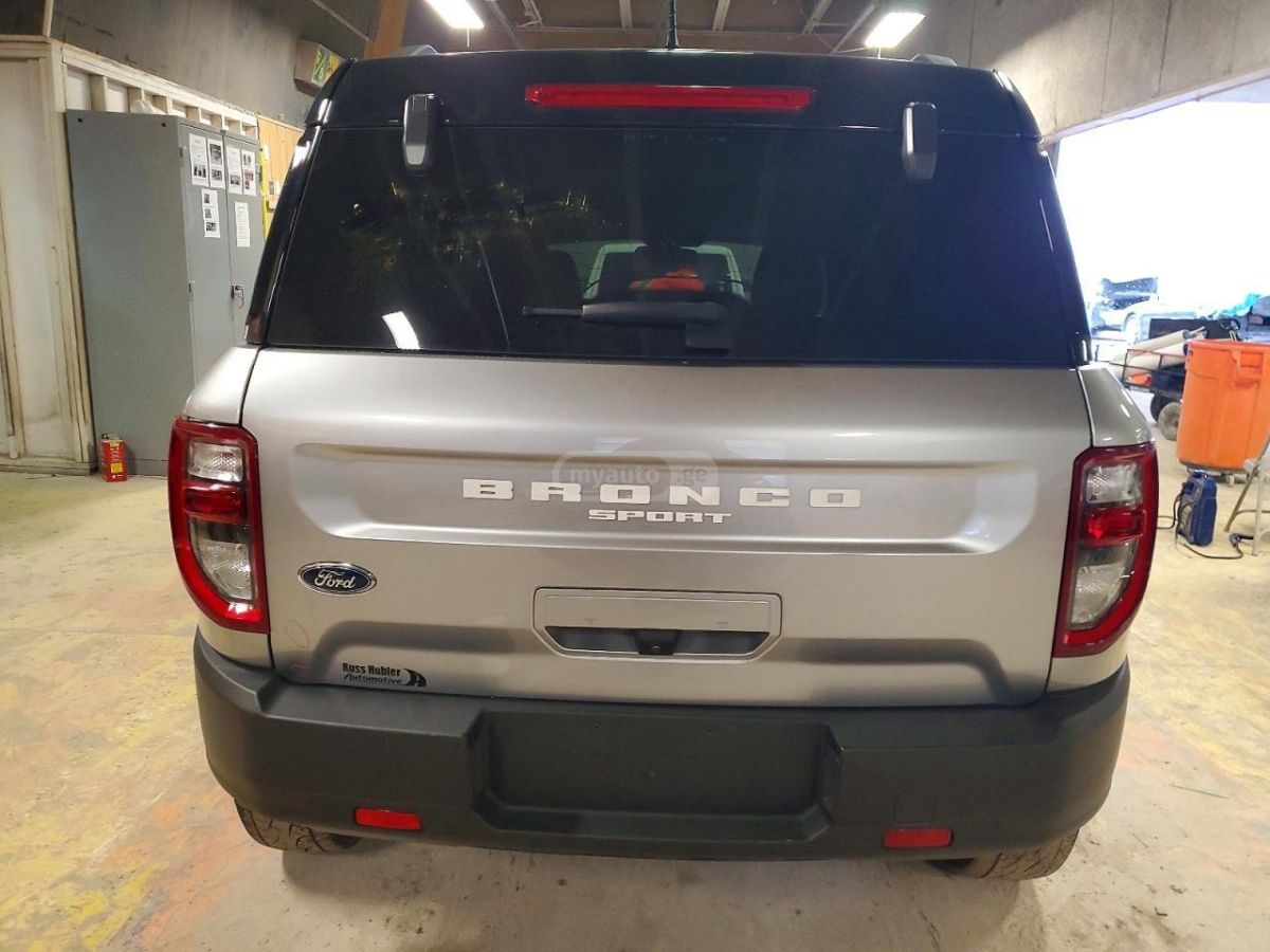 Ford Bronco Sport Badlands 4dr 4x4 Automatic 2023 — миниатюра 6