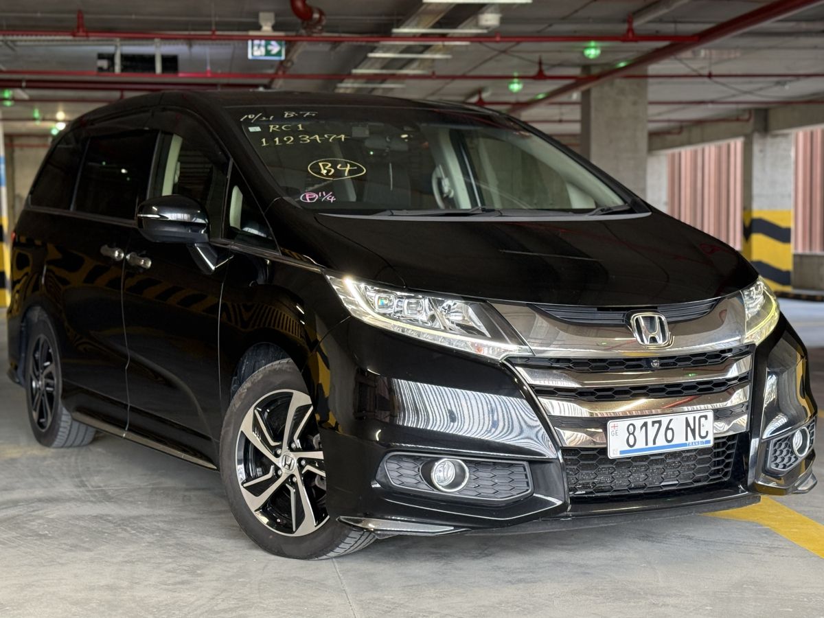 Honda Odyssey - фото 1