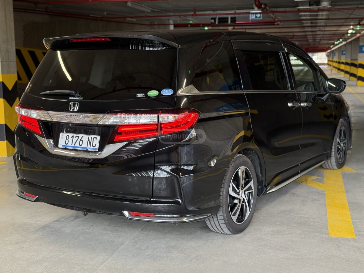 Honda Odyssey - фото 3