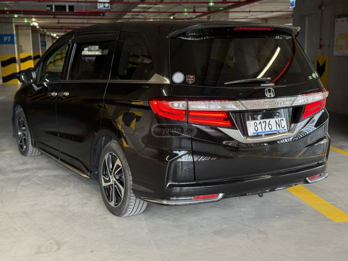 Honda Odyssey - фото 4