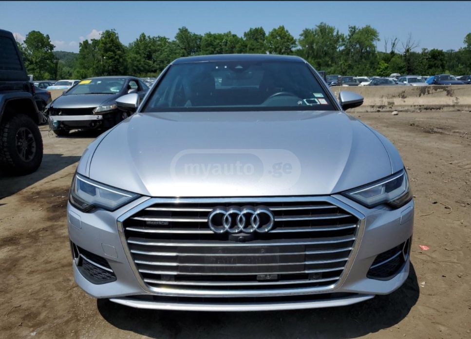 Audi A6 - фото 1