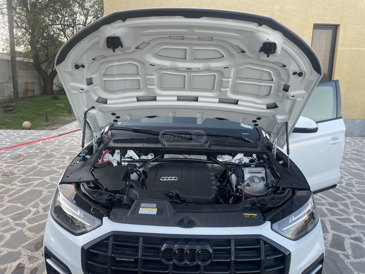 Audi Q5 - фото 13