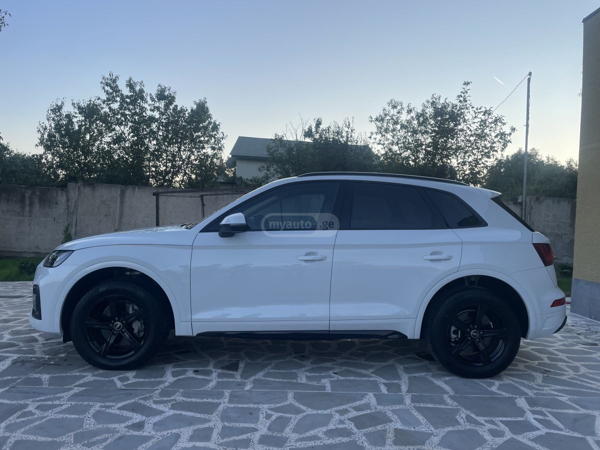 Audi Q5 - фото 4