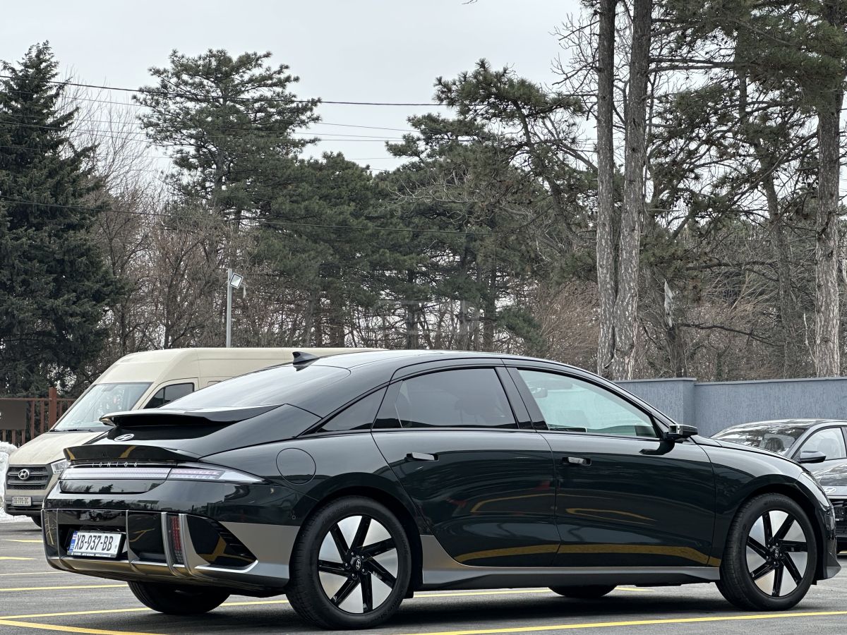 Hyundai Ioniq 6 2023 — миниатюра 5