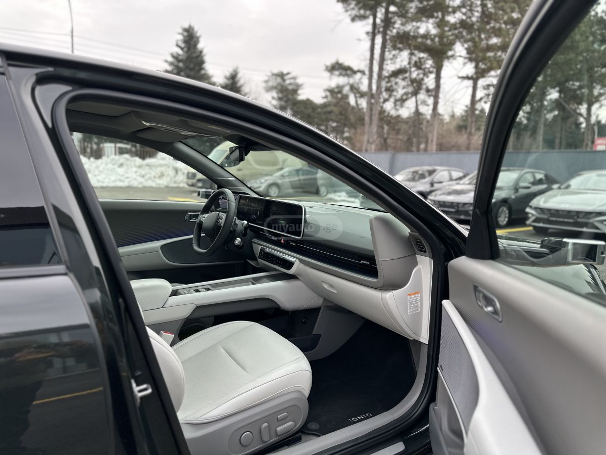 Hyundai Ioniq 6 2023 — миниатюра 6