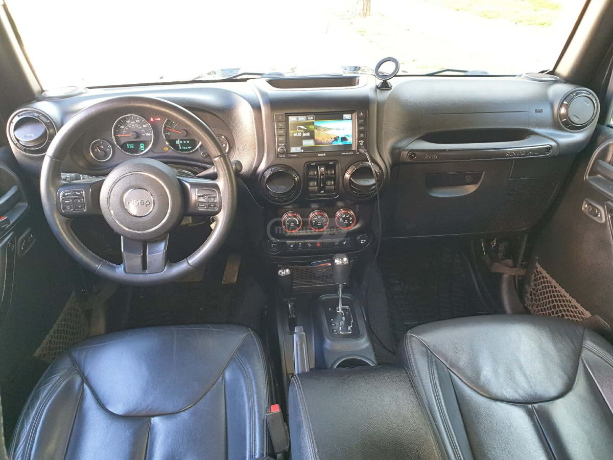 Jeep Wrangler - фото 10