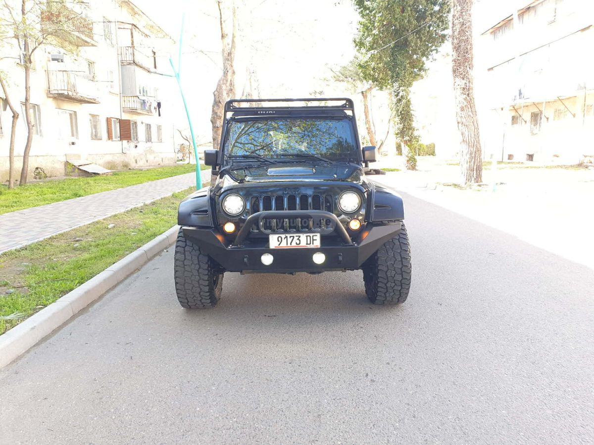 Jeep Wrangler - фото 15