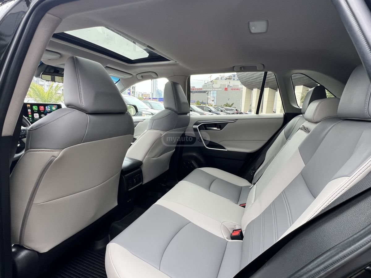 Toyota RAV 4 - фото 11