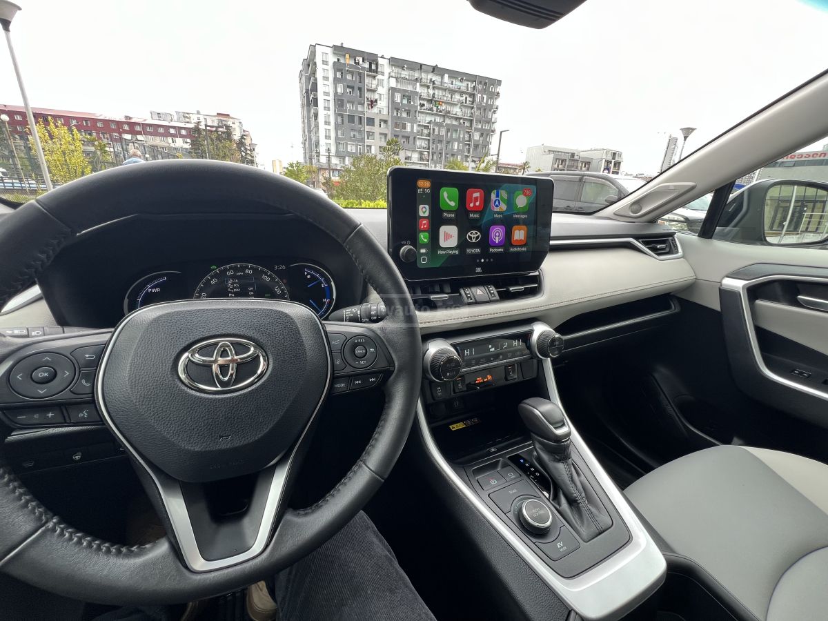 Toyota RAV 4 - фото 12