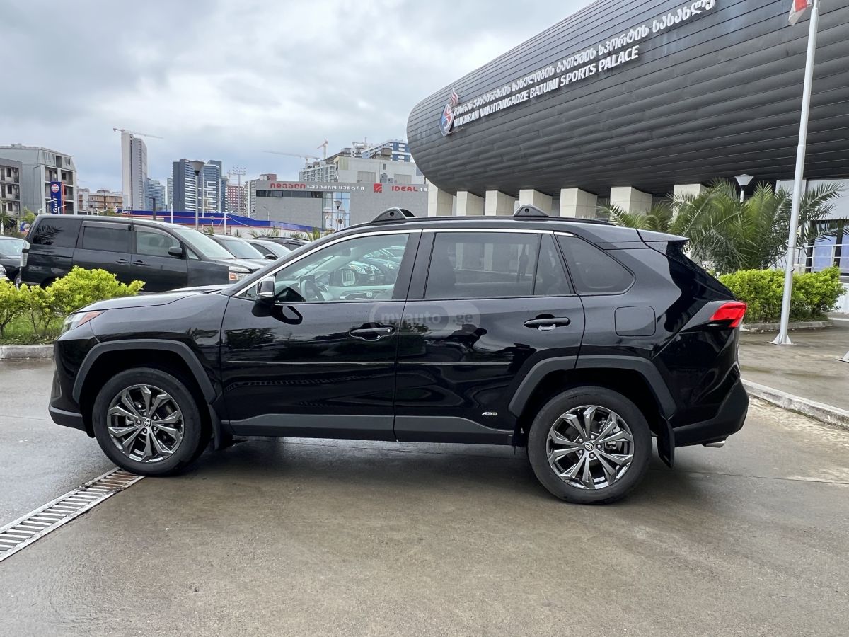 Toyota RAV 4 - фото 8