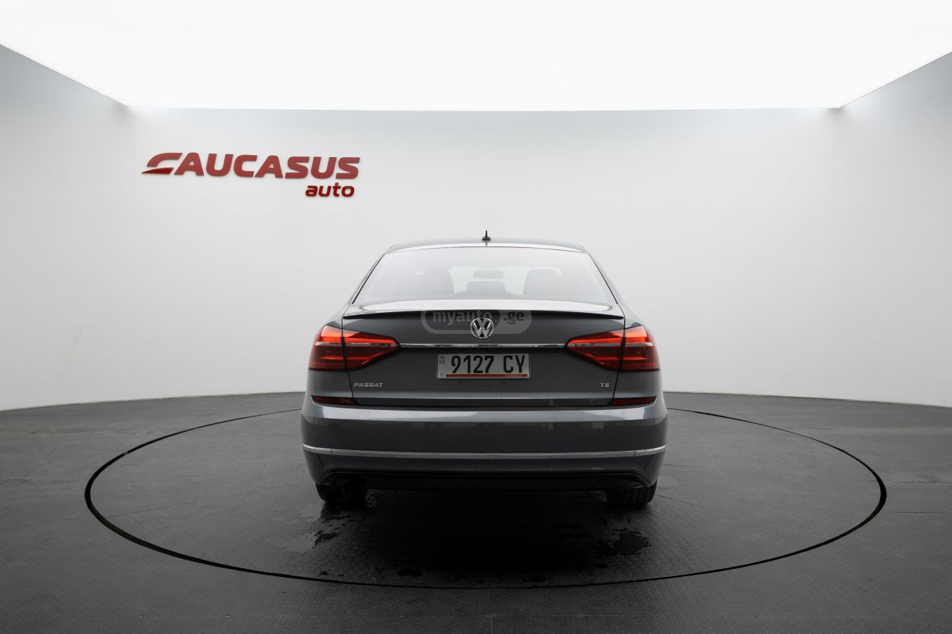 Volkswagen Passat - фото 5