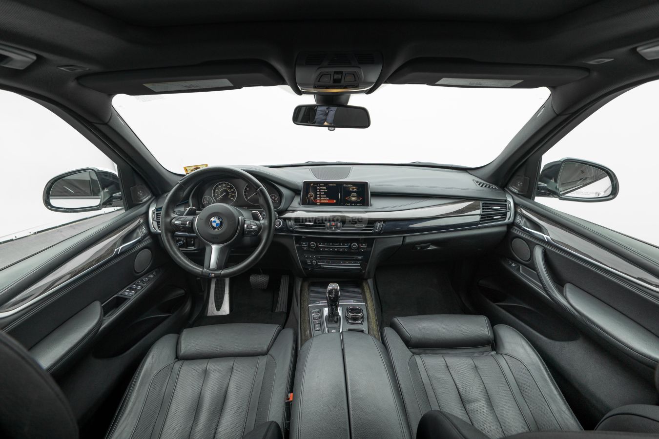 BMW X5 - фото 10