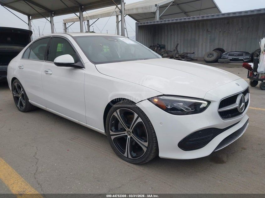 Mercedes-Benz C 300 2024 — миниатюра 1