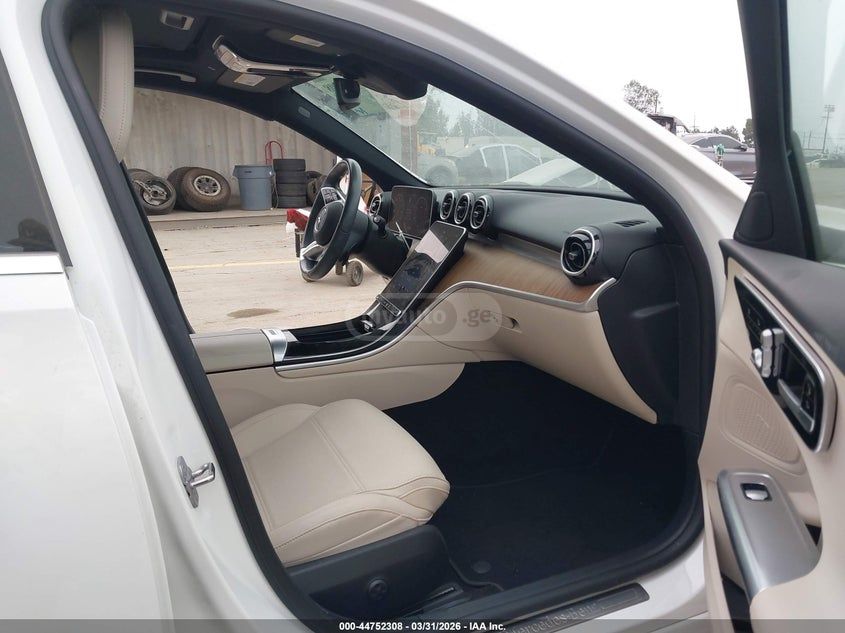 Mercedes-Benz C 300 2024 — миниатюра 5