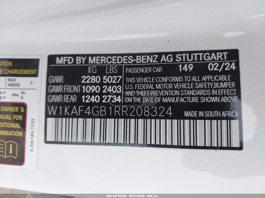 Mercedes-Benz C 300 2024 — миниатюра 9