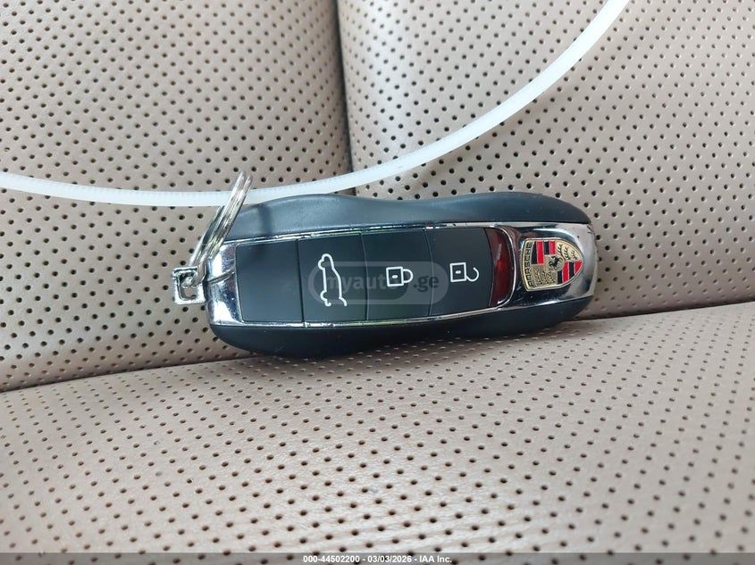 Porsche Macan - фото 10